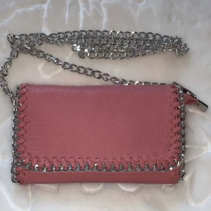 Rosa väska - I perfekt skick och oanvänd!