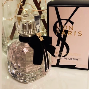 Parfum Yves Saint Lorent Mon paris 30ml - Hej! Säljer min original parfum . Jag har fått det som present de kom från parfumdreams.se . Jag tycker mer om klassiska dofter och det är mer blomig så jag tycker inte om det . 