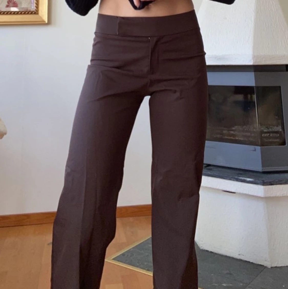 Bruna lågmidjade kostymbyxor 