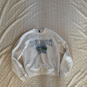 Snygg tröja  - Snygg tröja från hm i storlek S 