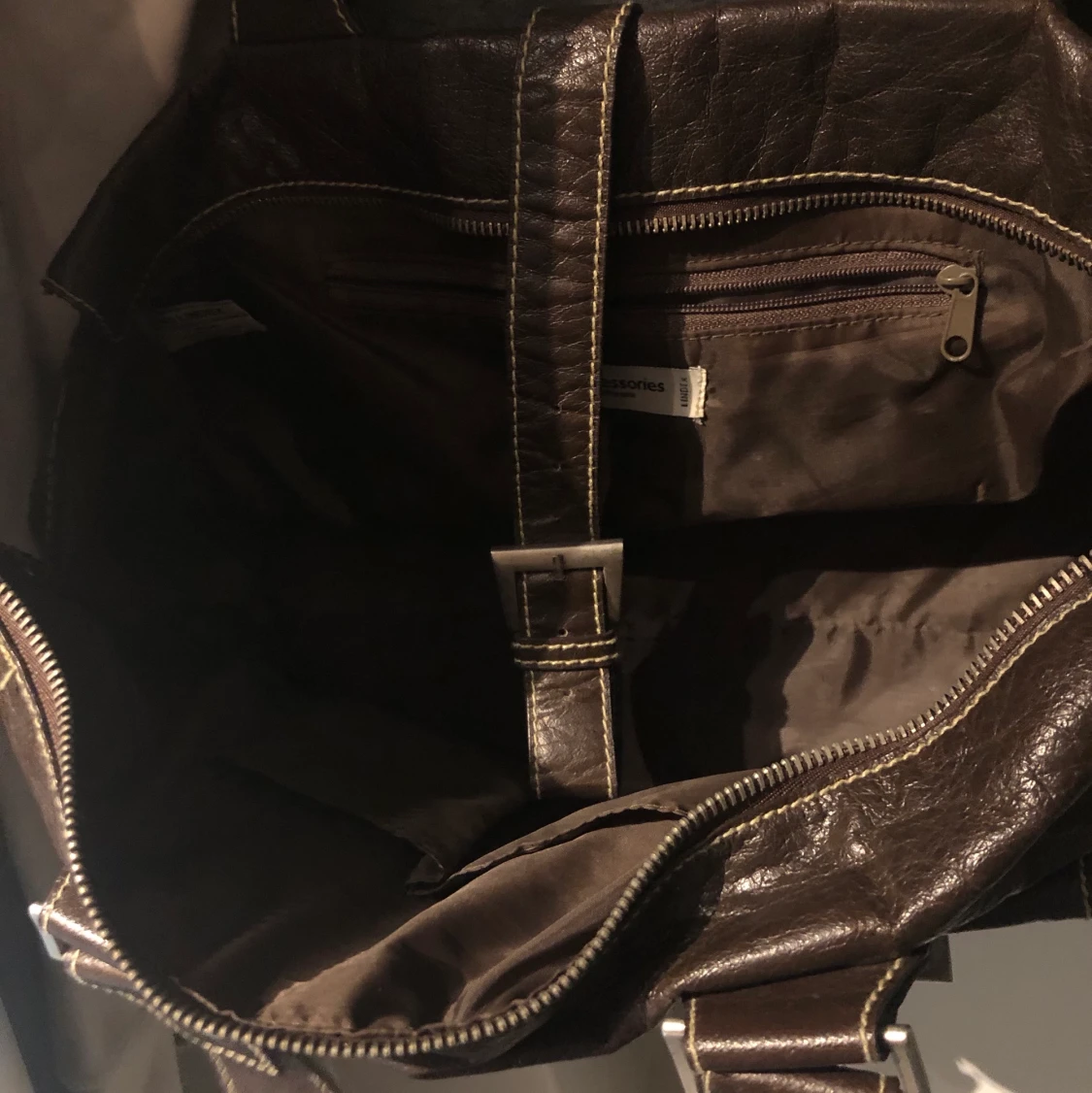 Brun handväska  - 90