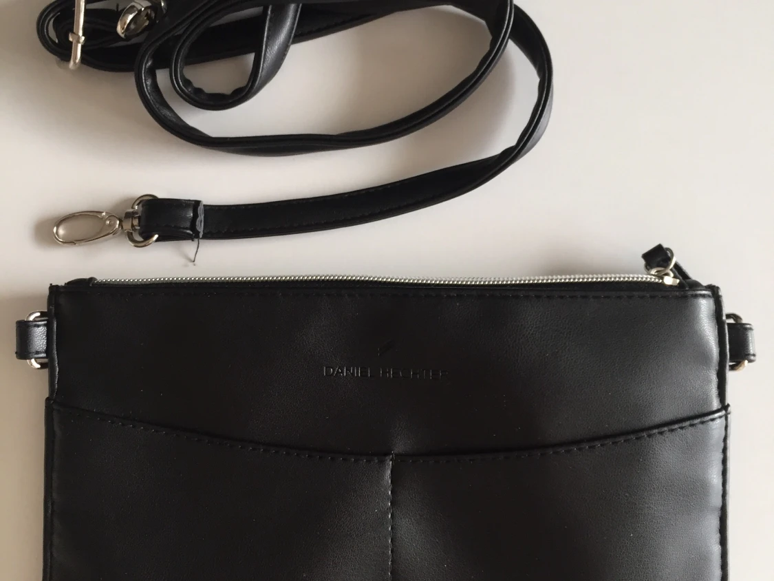 Liten väska Daniel Hechter