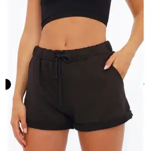 Mjukis shorts från Chiquelle, aldrig använt pga för stora men super sköna och snygga