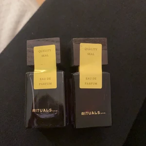 Rituals parfymer!! - Säljer 2 10ml rituals parfymer!!😍 ena andvänd någon gång andra helt oandvänd 