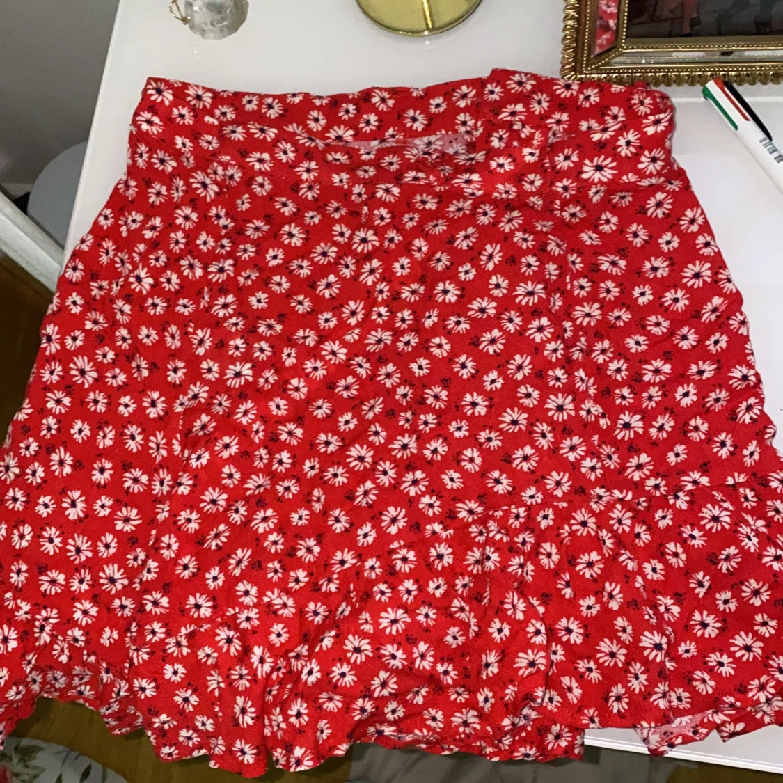 Blommiga volang shorts - 90