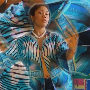 Monki Shirt - Mönstrad jätteskön skjorta från Monki. Aldrig använd. Stl M✨