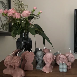 Ljus av återvunnet material  - Ljus av återvunnet material. 💞Större kvinnoljus: 59kr 💞Mindre kvinnoljus: 49kr 💞Plattare ljus: 39kr 💞Mån och solljus: 39 💞Bubbelljus: 19kr 