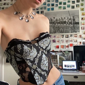 Corset topp  - Jätte söt corest topp säljes, aldrig använd och helt nyköpt