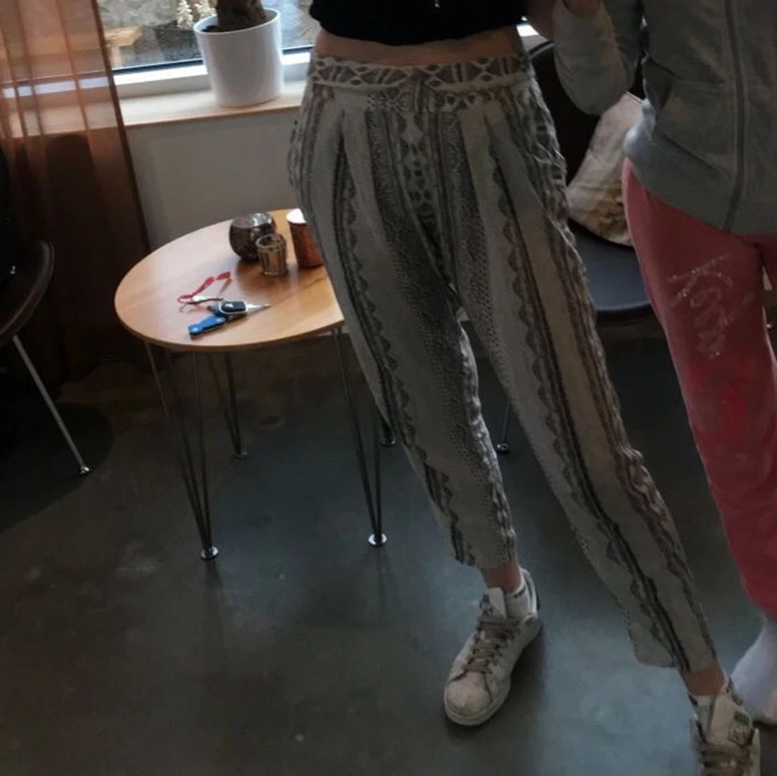 Mönstrade mjukisbyxor Pull&Bear