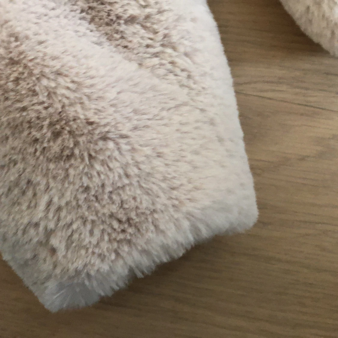 Fuskpäls Beige - 91