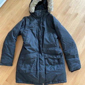 Svart everest - Svart vinterjacka 