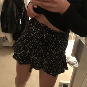 Kjol - Kjol från zara. Jättefin nu till sommaren💕