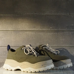 Eytys Angel Canvas Olive - Eytys Angel Canvas Olive  Size: US 10.5 / EU 44  Quality: 8.5/10 Lightly worn with dirty sole