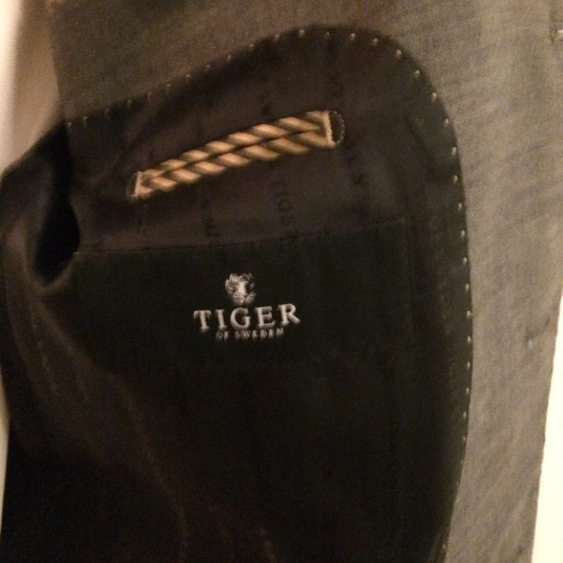 Tiger Of Sweden- (Merxx) Kostym  - 90