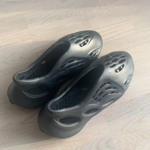 Yeezy foam runner - Stl 44 ungefär