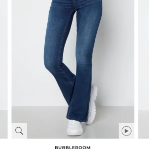 Jeans från bubbelroom - Använd några gånger, säljer pga för stor storlek.