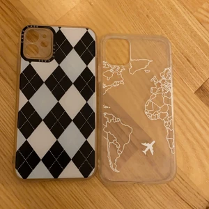 Mobilskal iPhone 11 - Två stycken mobilskal till iPhone 11, använd fåtal gånger! 🎸 Säljs till sammans eller var för sig! Paket pris om man köper båda! Priset nedan stor för kostanden styck! SKALET LÄNGST TILL VÄNSTER ÄR SÅLT ☺️