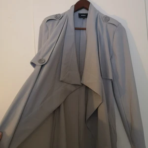 Trenchcoat - Super fin kappa som jag älskar men ej använder mer. 