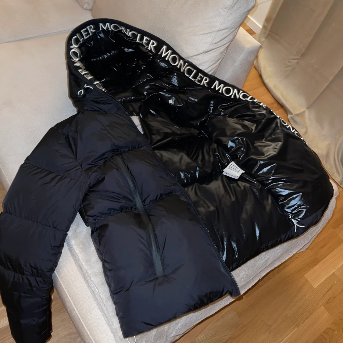 Moncler storlek 3 - 90