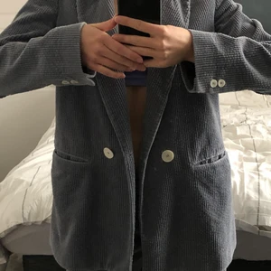 Manchester set - As ballt Manchester set från Zara. Storlek xs i båda delar. Byxan är uppsydd men är bra längd för mig som är 163 cm. Går bra att köpa delarna enskilt också!