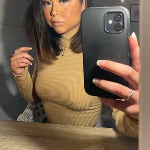 Chiquelle topp - Använd en gång! Ordinarie pris 299 kr