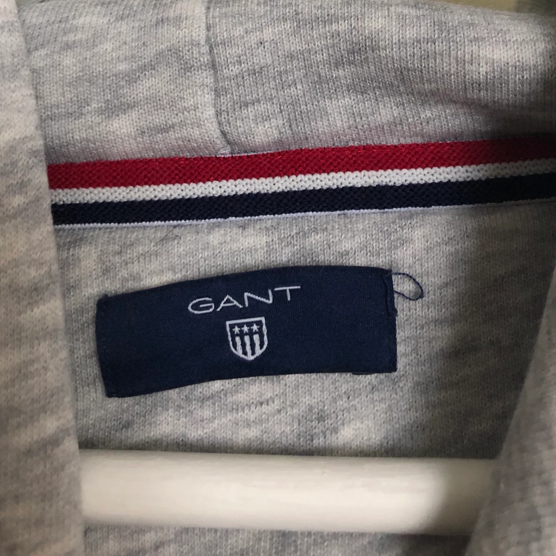 Hoddie från Gant, storlek 16 years - 90