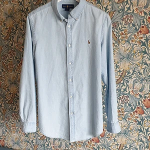 Ralph Lauren Skjorta Storlek: kids XL - Plaggets skick är 9/10 och passar någon som bär XS/S.