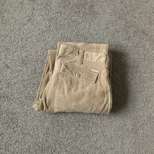 Manchester cargos? - Atlant manchester byxor me sidofickor på vardera sida ben. Bra skick och bra passform