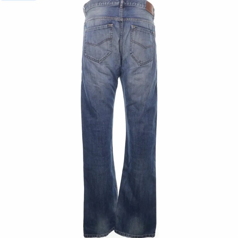 Jättefina mid waisted Redwood jeans. Köpta på Sellpy men är för små på mig. . Jeans & Byxor.