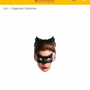 Catwoman mask - Säljer denna mask då jag köpte en annan jag ska använda