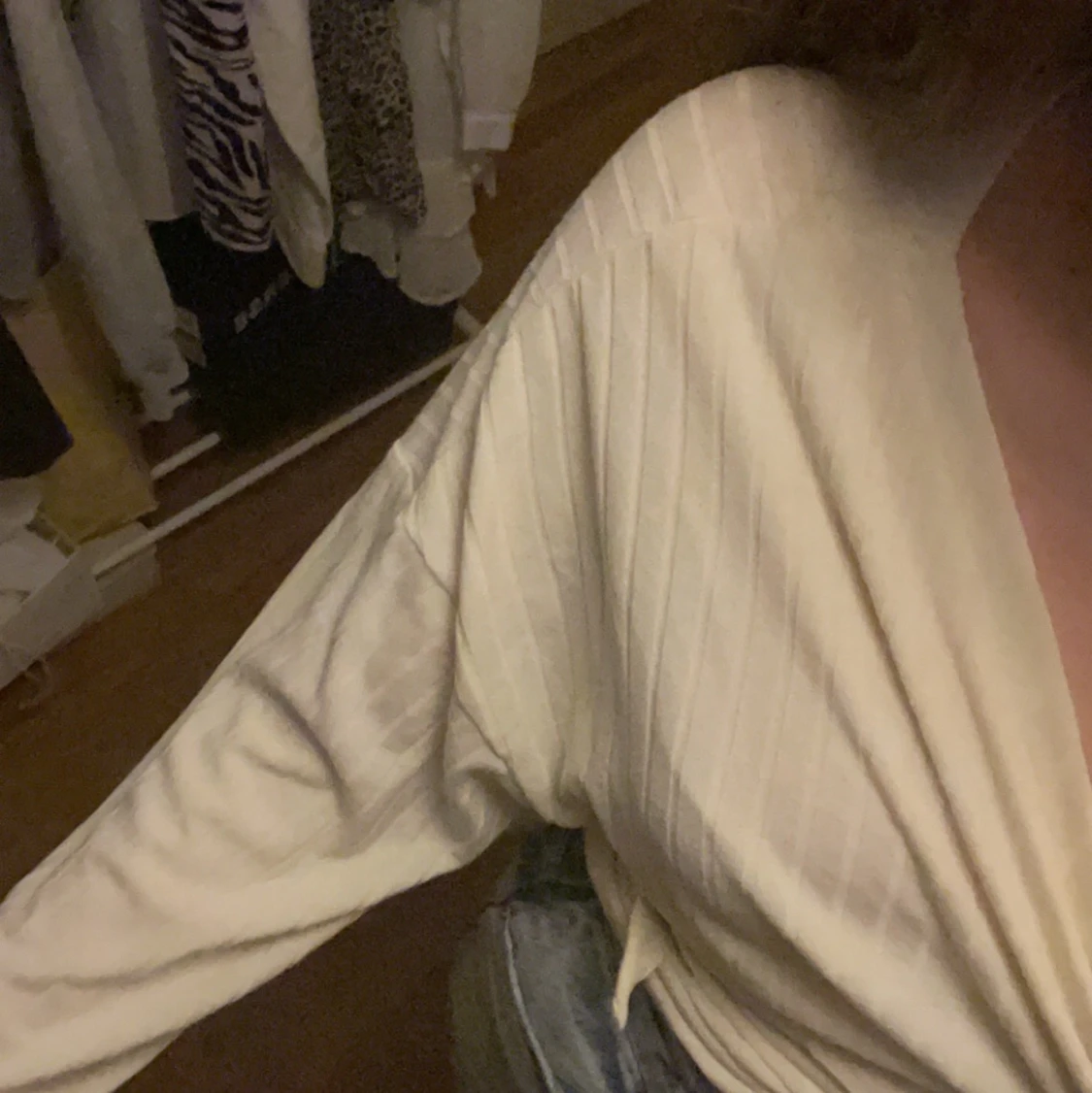 Fin beige tröja använda fåtal gånger  - 90