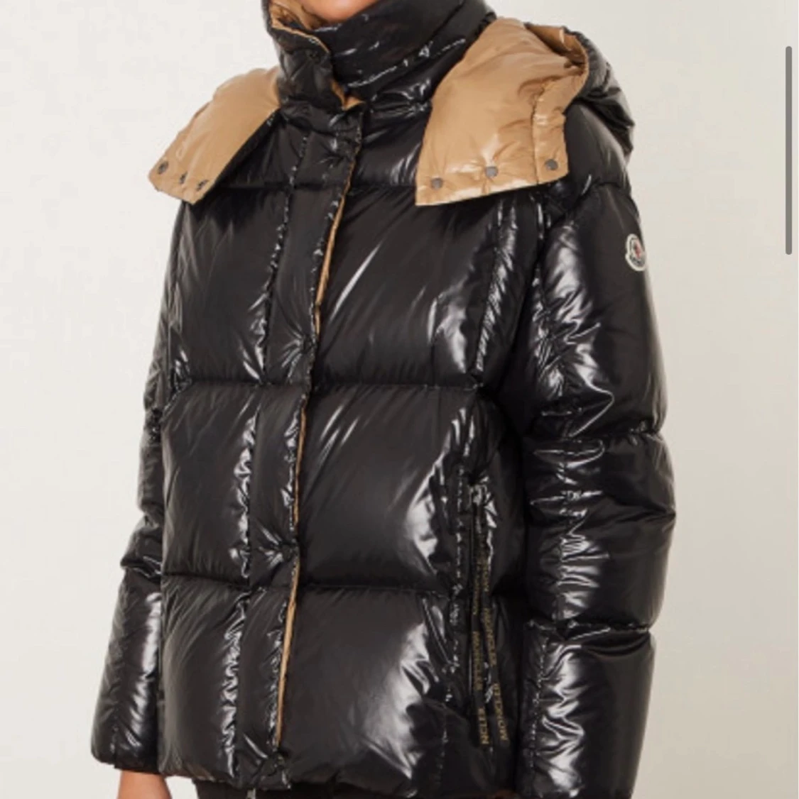 Moncler byta eller sälja  - 90