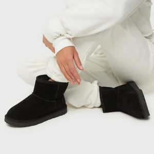 fake uggs - fake uggs, knappt använda 