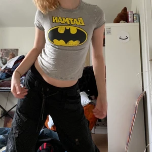 batman t-shirt - söt t-shirt. köpt secondhand.