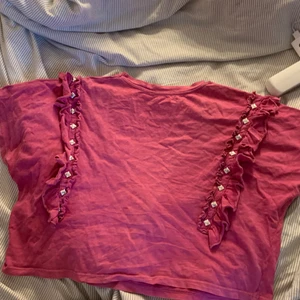 T shirt  - Jätte fin t shirt från berskha