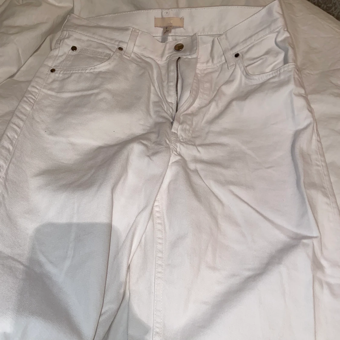 Vit jeans från H&M  - 91