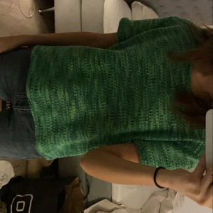 tröja - Grön typ stickad t-shirt🥰