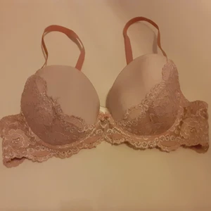 CUBUS BH STRL 80 A  - CUBUS BH STRL 80 A, helt & fint. Djur & rökfritt hem 