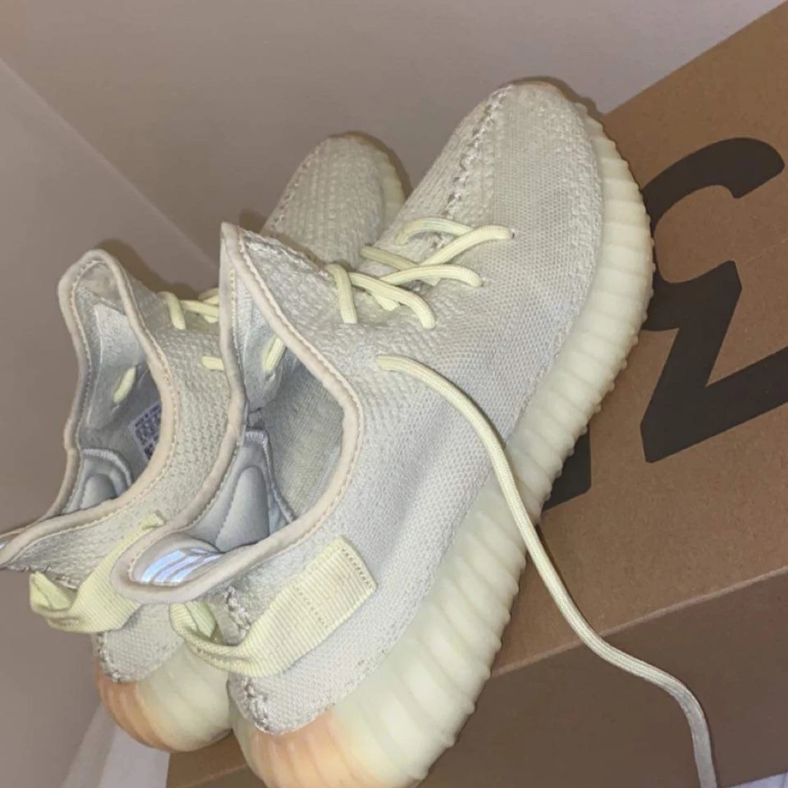 Yeezy 350 butter 