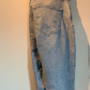 Jeans five units - Säljer mina jeans från five units. Väldigt sparsamt använda och ser nya ut. 