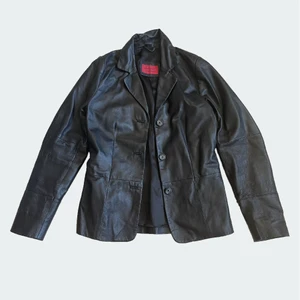 Svart skinnkavaj 34  - Superfin vintage svart skinnkavaj i storlek 34/s 