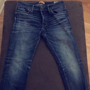 Jeans  - SLIM FIT / TIM                                                                                    Frakt ingår ej under 499 kr!