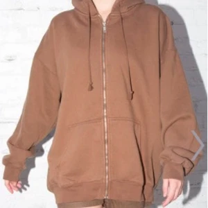 brun kofta - brun oversized zip up från brandy, dm för bilder