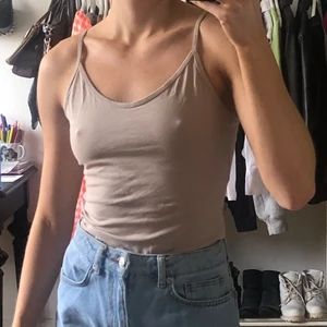 beige body!! - beige body från forever 21!!💘💘