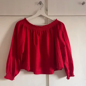 Tröja - Lite cropad stl L