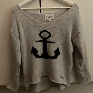 Stickad tröja från Bondelid - 🌟Stickad tröja från bondelid🌟 Stl S och fint skick😍 Skriv till mig för mer bilder och frågor!!