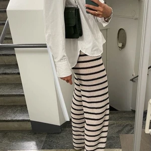 Zara randiga byxor  - Storlek S, passar XS-M! Så fina och somriga!!