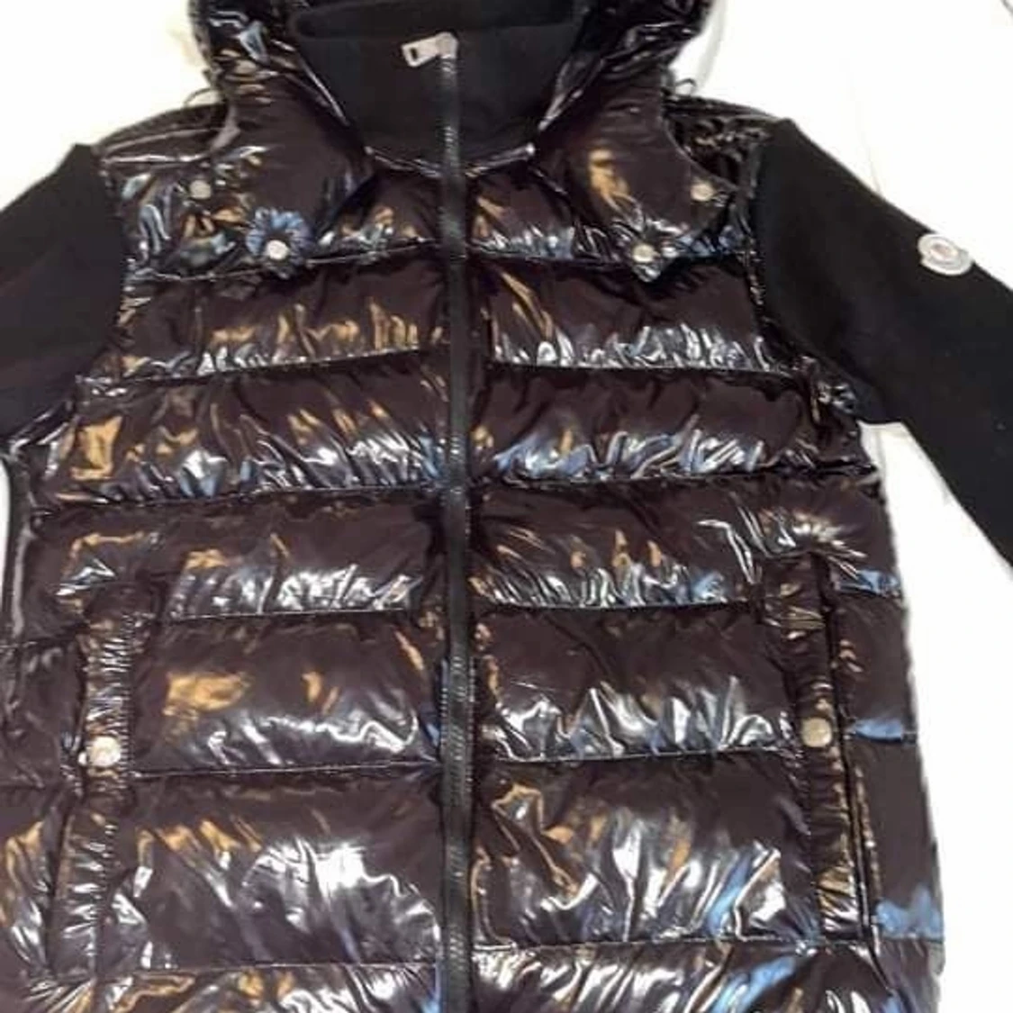 Moncler jacka strl L