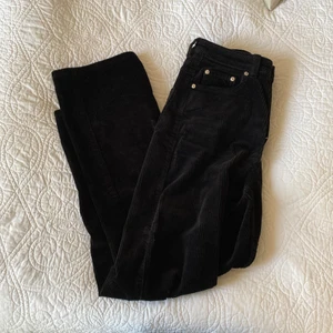 Weekday - brallor från weekday strlk 36, 100kr 