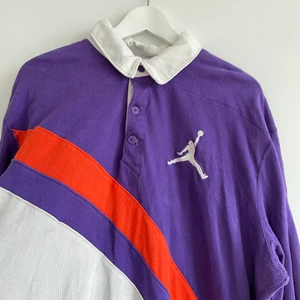 Nike jordan sweatshirt i strl XXL - Sweatshirt från Nike i strl XXL, betalning sker via Swish & köparen står för frakten!<3